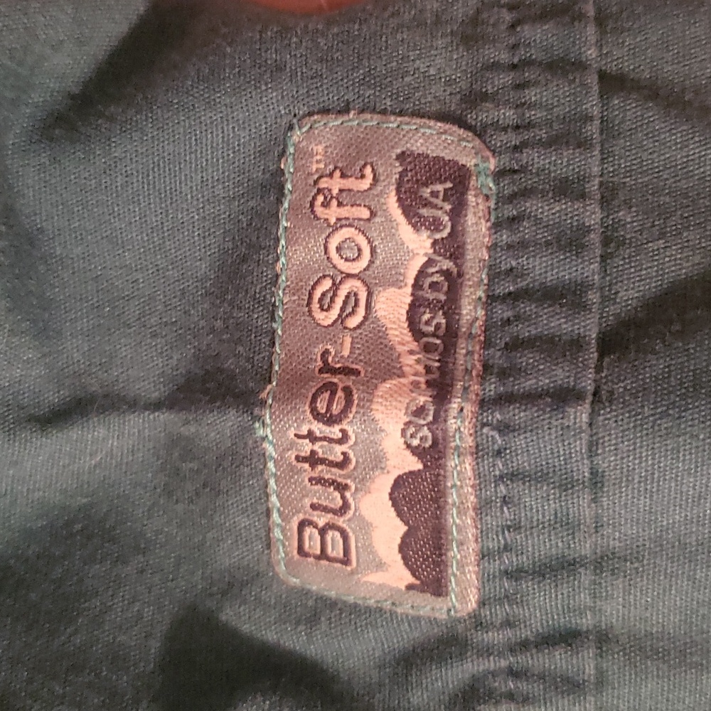 Butter-Soft Scrub set - Picture 2 of 3